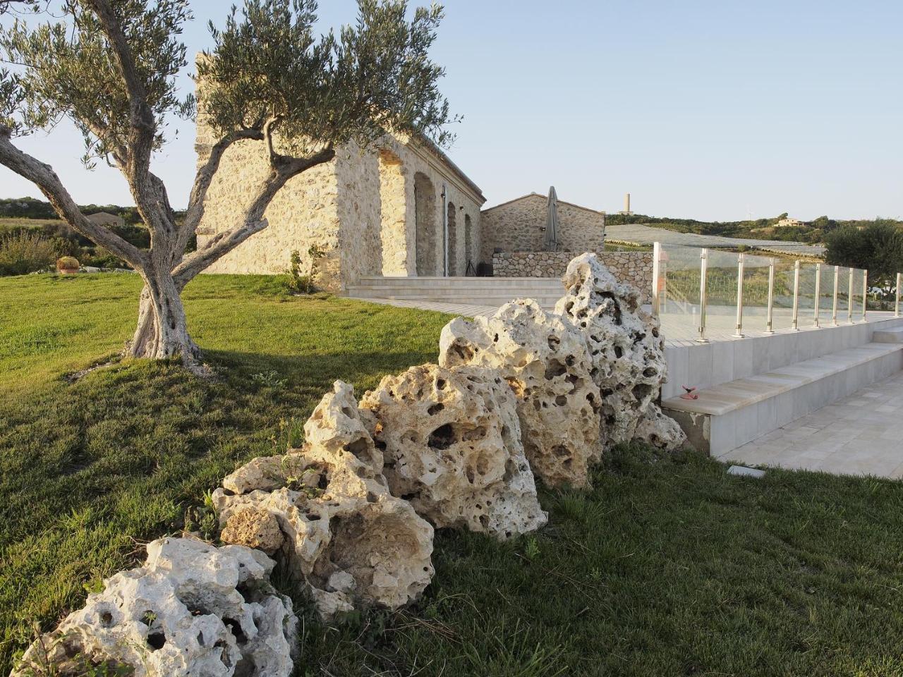 La Foresteria Di Golden Grapes Naro Exterior photo